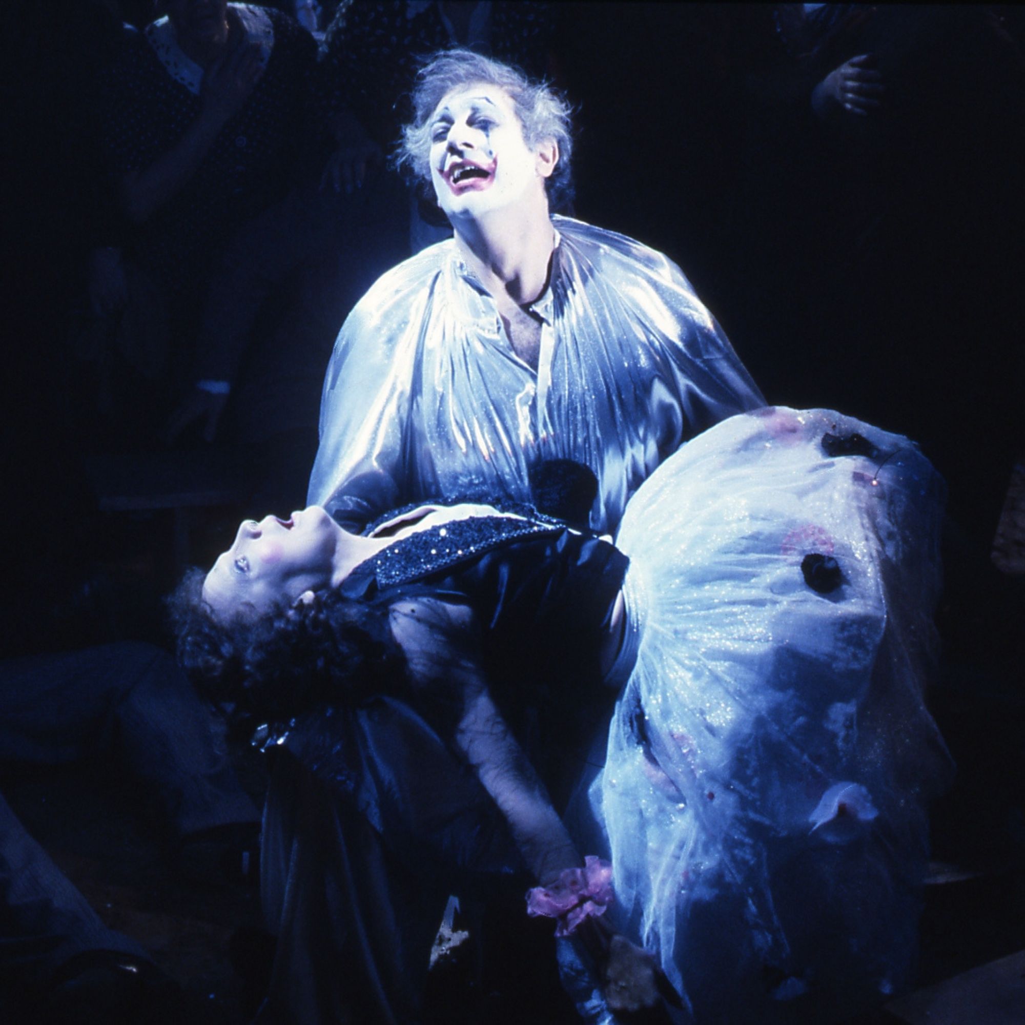 LaTraviata 椿姫写真集ゼッフィレッリイタリア　古本ストラータスドミンゴ 歌劇『椿姫』全曲 ゼッフィレッリ監督、レヴァイン＆メトロポリタン歌