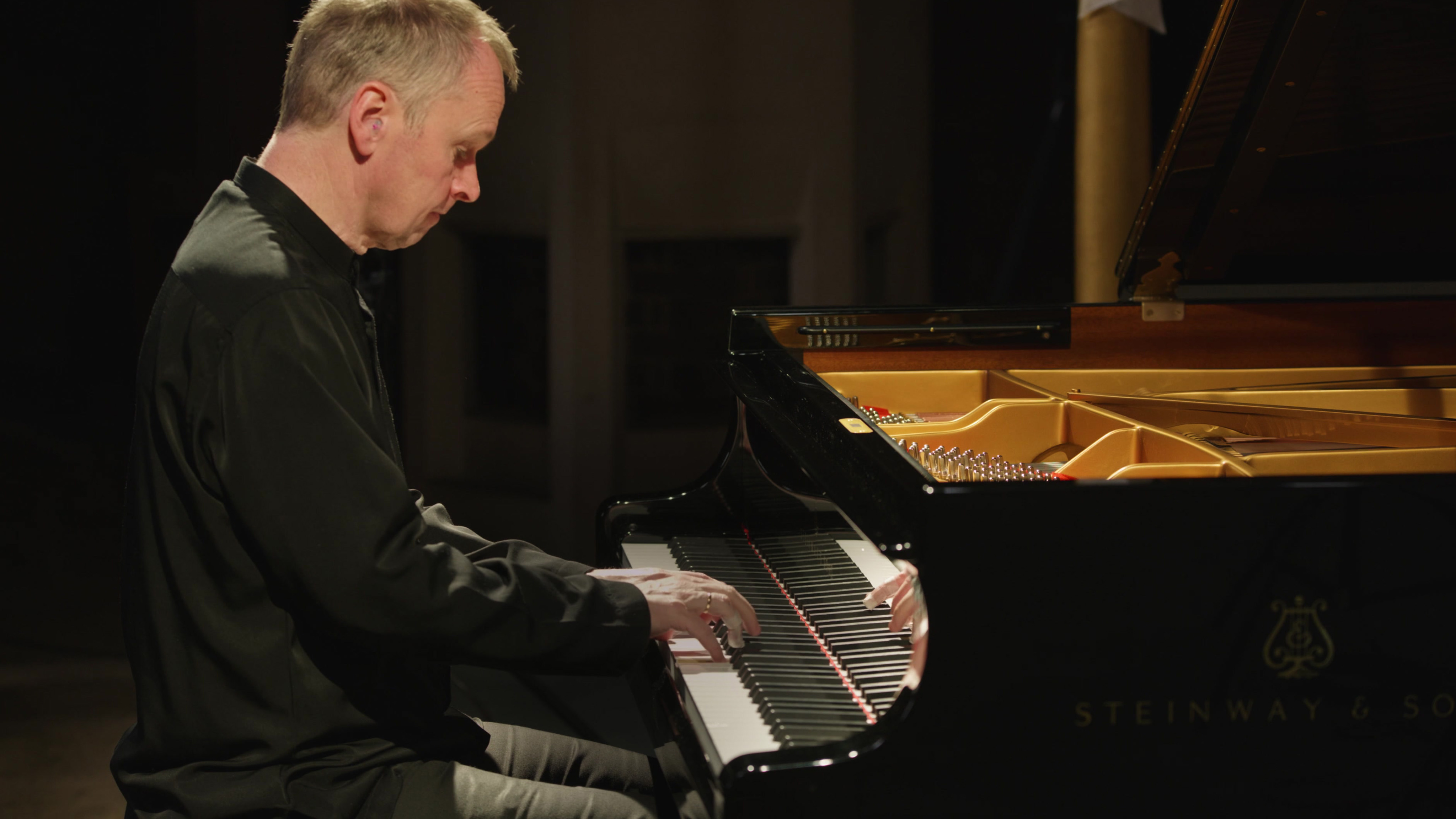 Enjoy Schubert: Piano Sonata & Moments musicaux | STAGE+