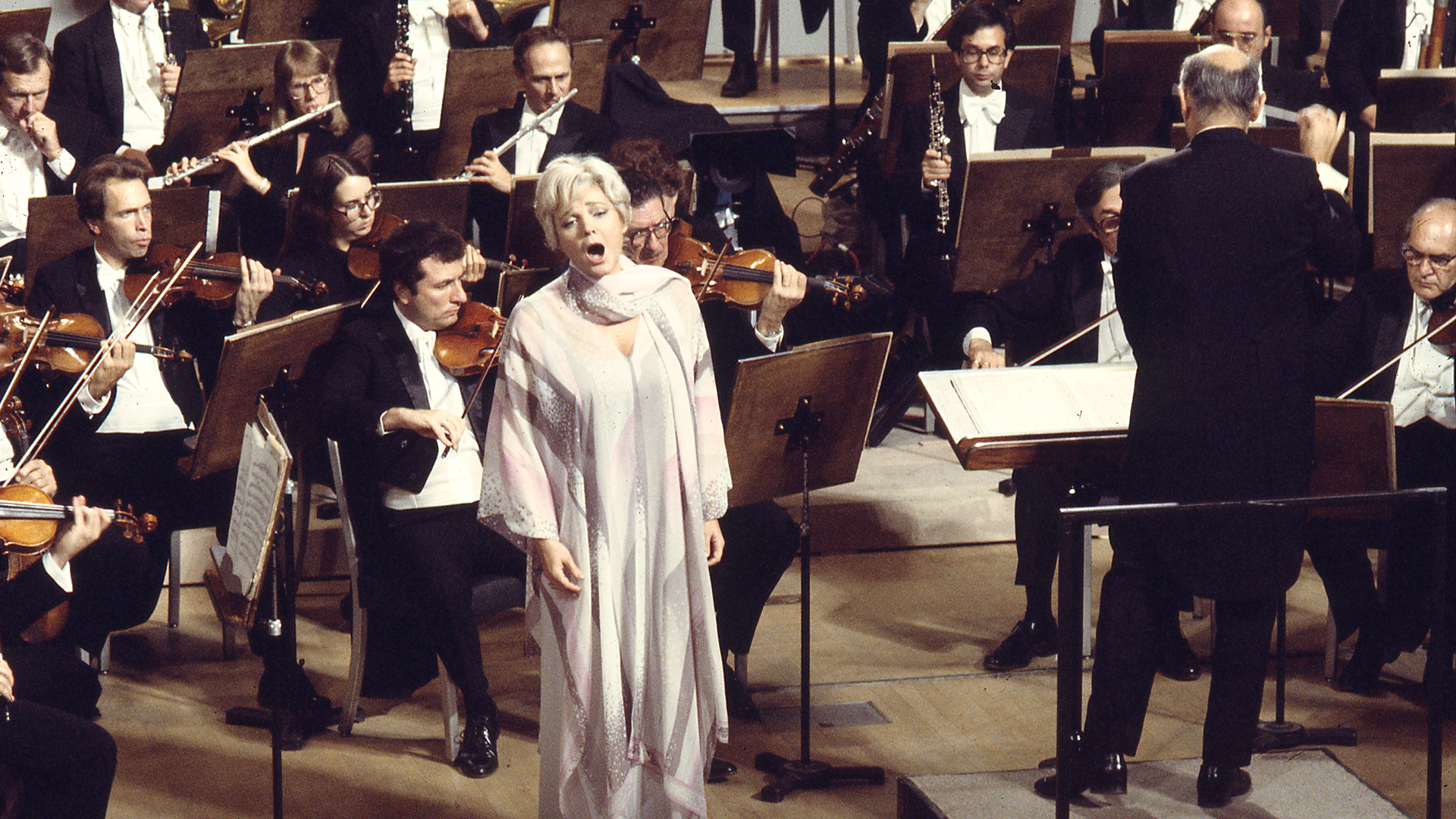 Stream Solti conducts Strauss: Four Last Songs – with Lucia Popp