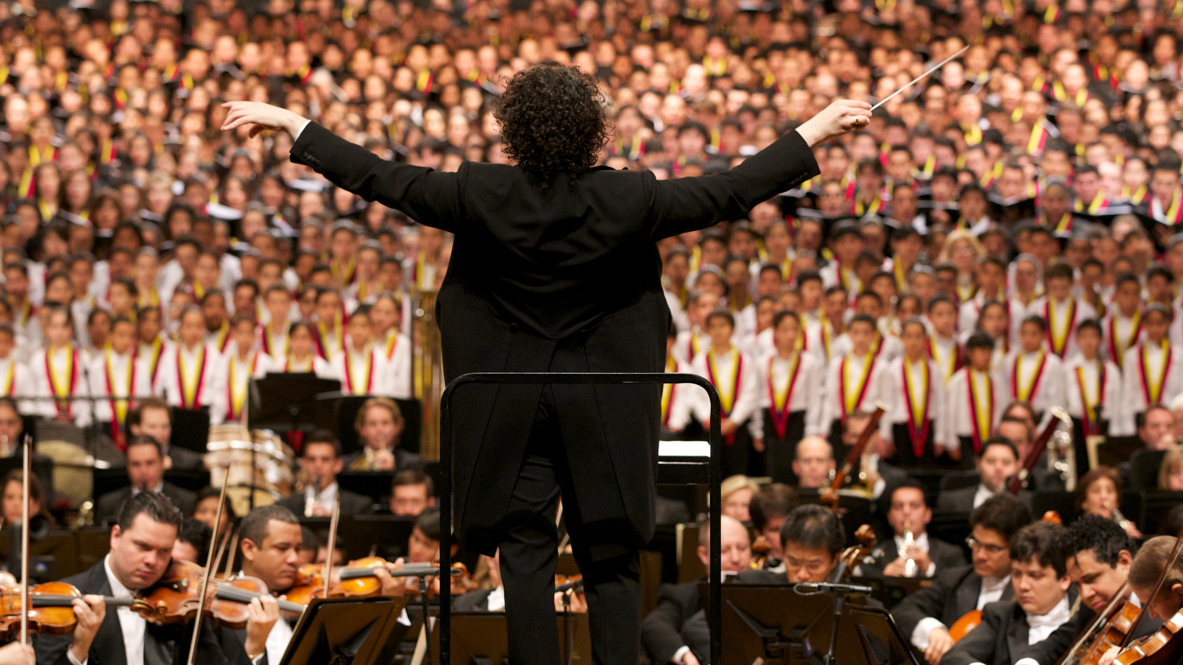 Simón Bolívar Symphony Orchestra of Venezuela | STAGE+