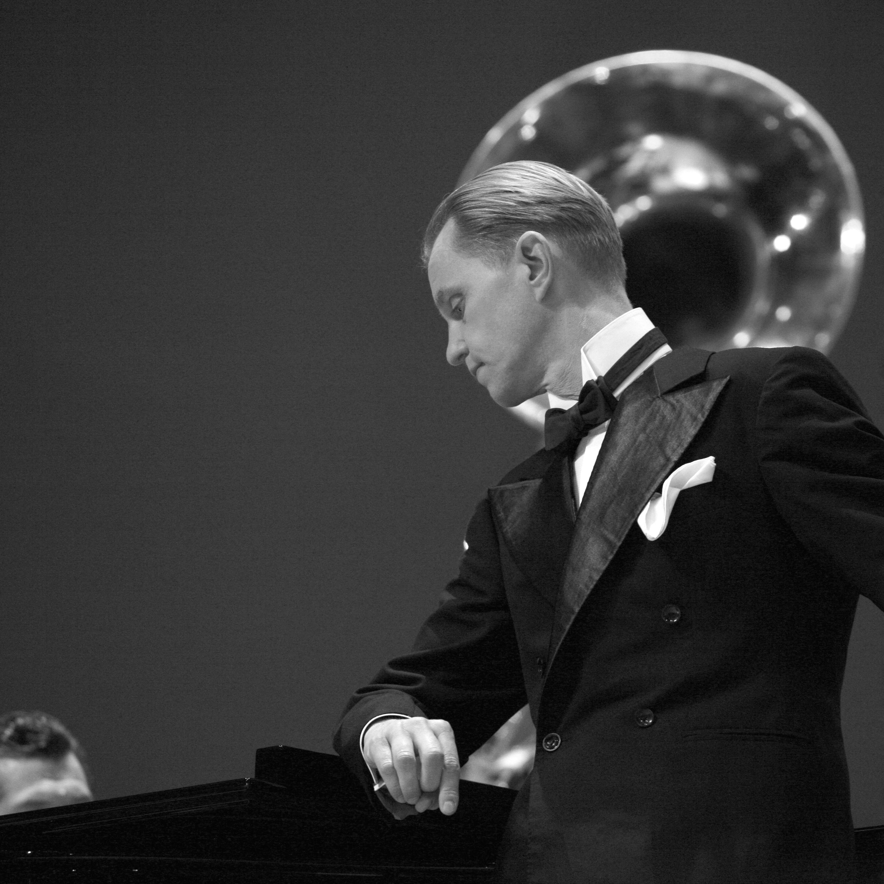 Stream Max Raabe – Live in Berlin | STAGE+