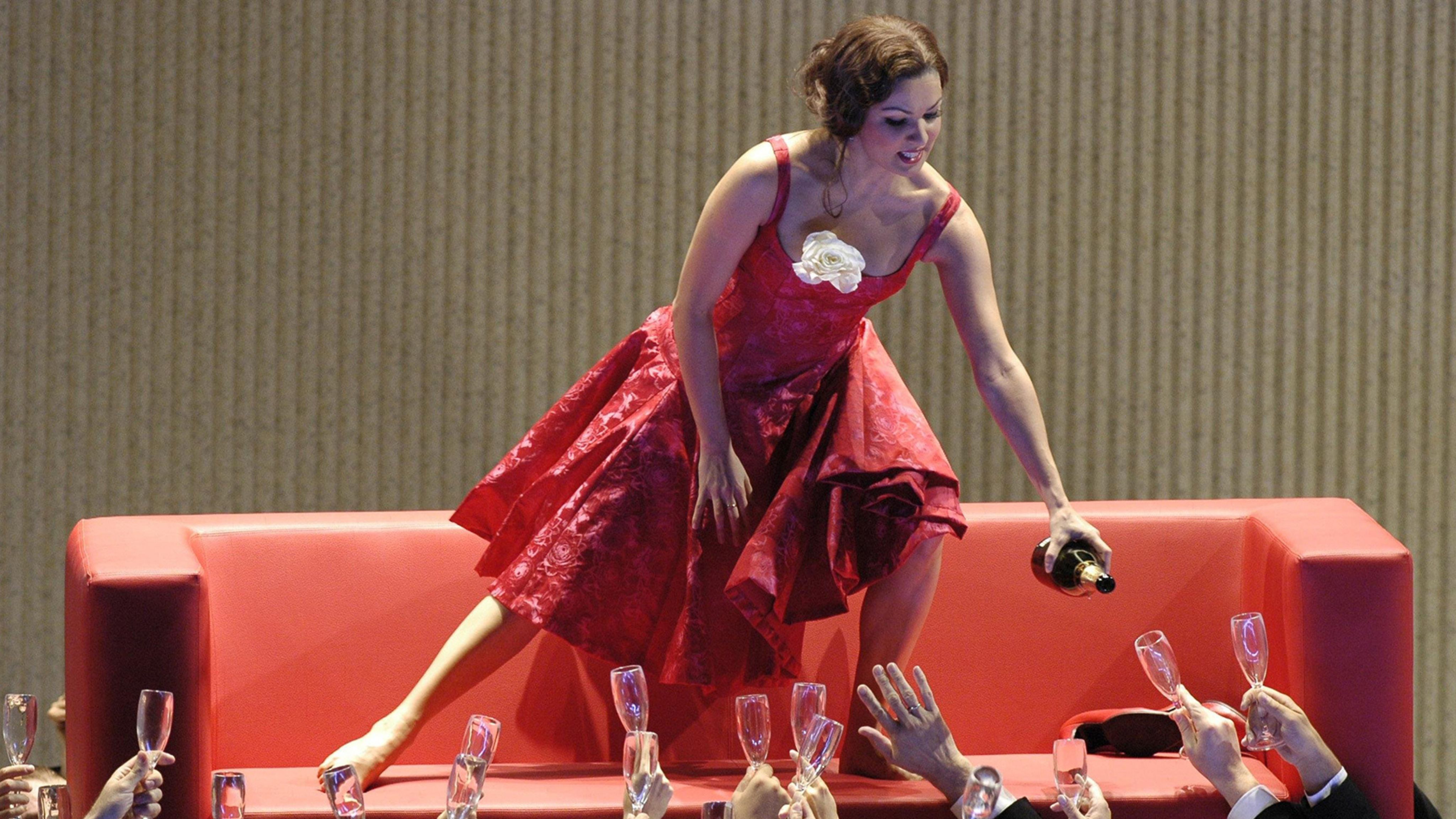 【直筆サイン】アンナ・ネトレプコ 2005来日＋2002キーロフ歌劇場プログラム 直筆サイン】アンナ・ネトレプコ 2005来日＋2002キーロフ歌劇場